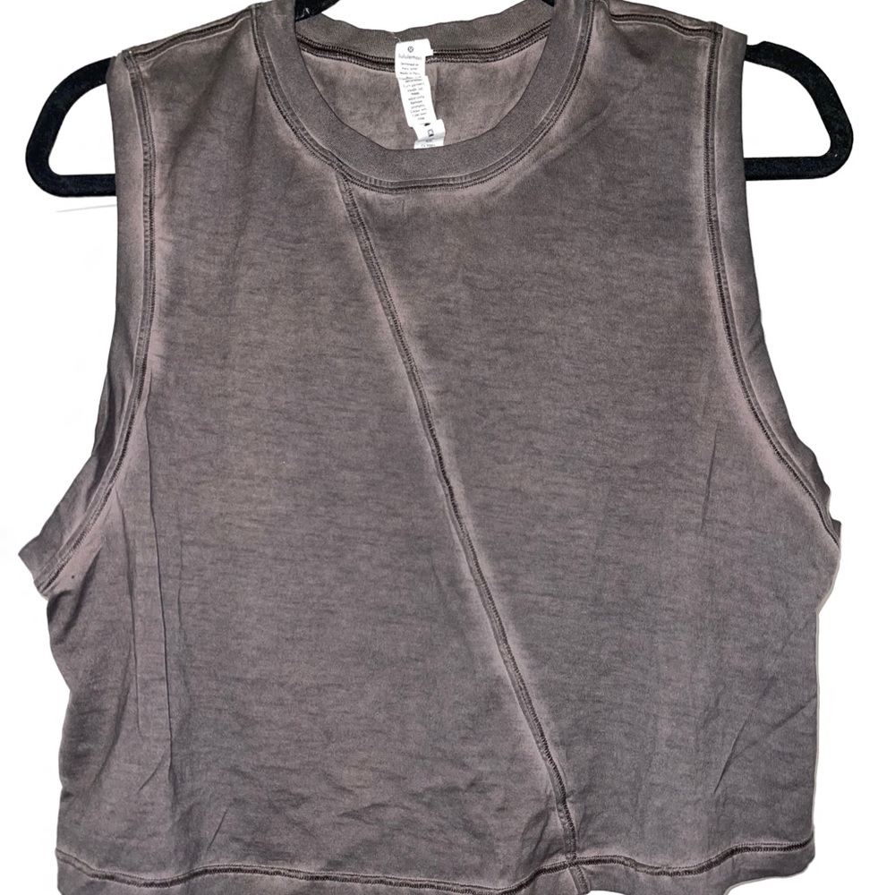 Lululemon muscle tank